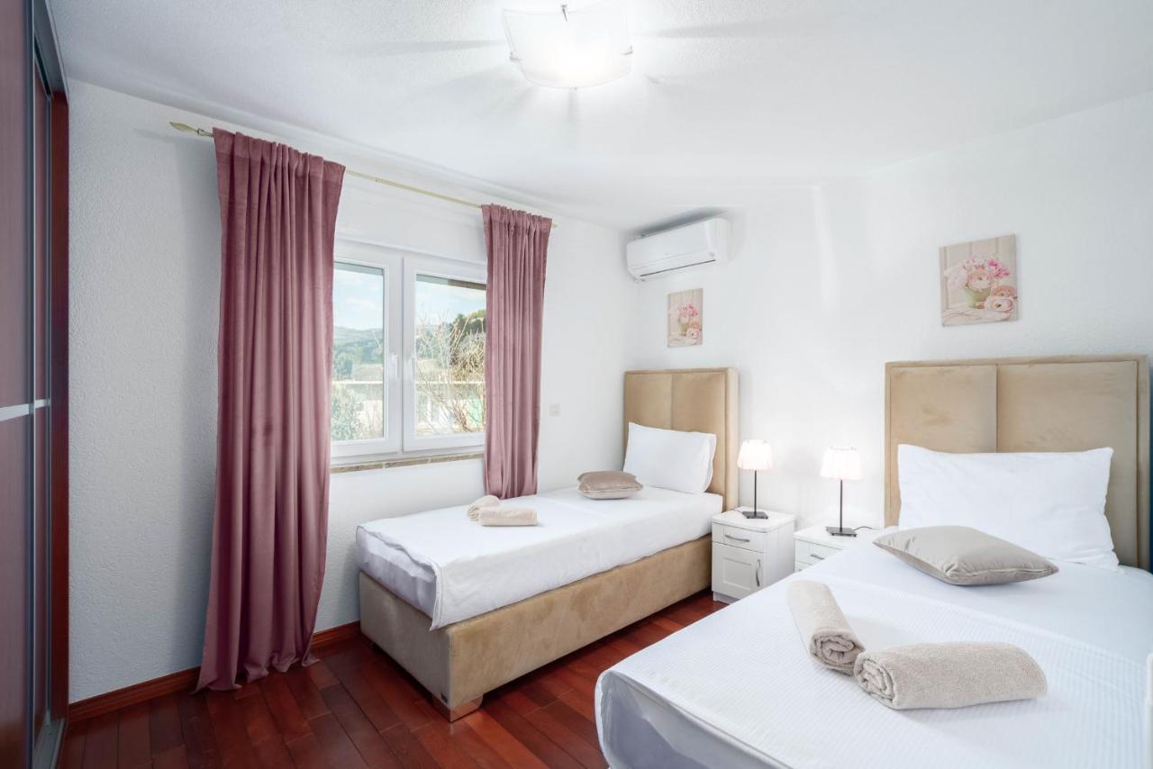 מרינה Luxury Villa Ivana מראה חיצוני תמונה